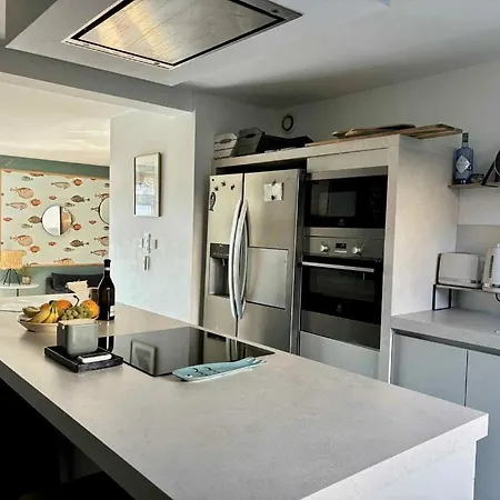 Maison d'hôtes Le Vivier, élégante Maison Familiale Avec