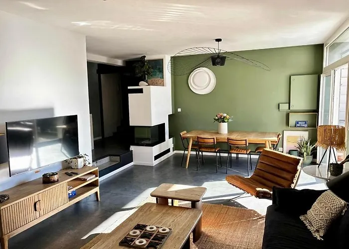 Le Vivier, élégante Maison Familiale Avec